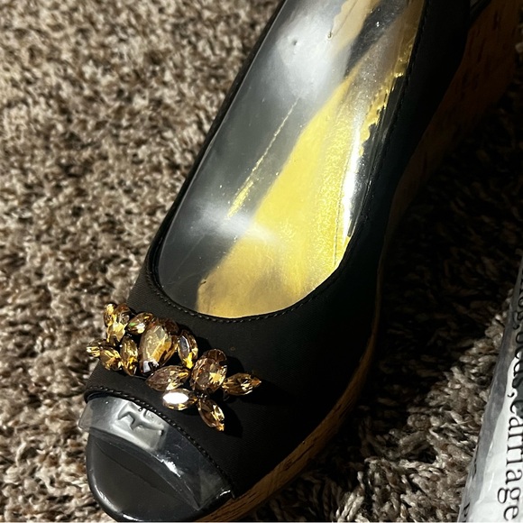 Laura Ashley Wedge Sandals - Picture 4 of 4